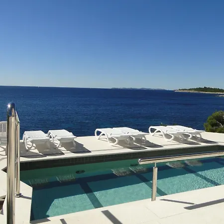 Apartment Perla 1 By Interhome